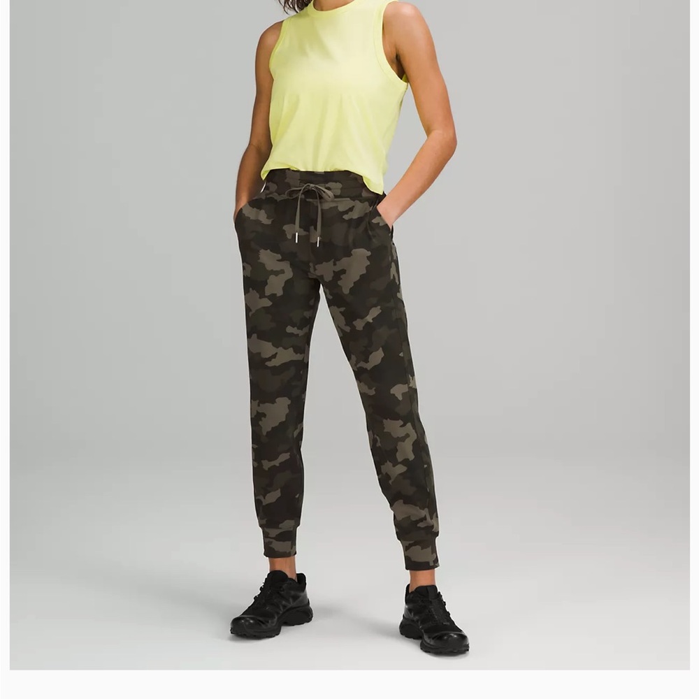 Lulu lemon camp Joggers